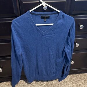 Banana Republic Men's Navy Blue V-Neck Sweater